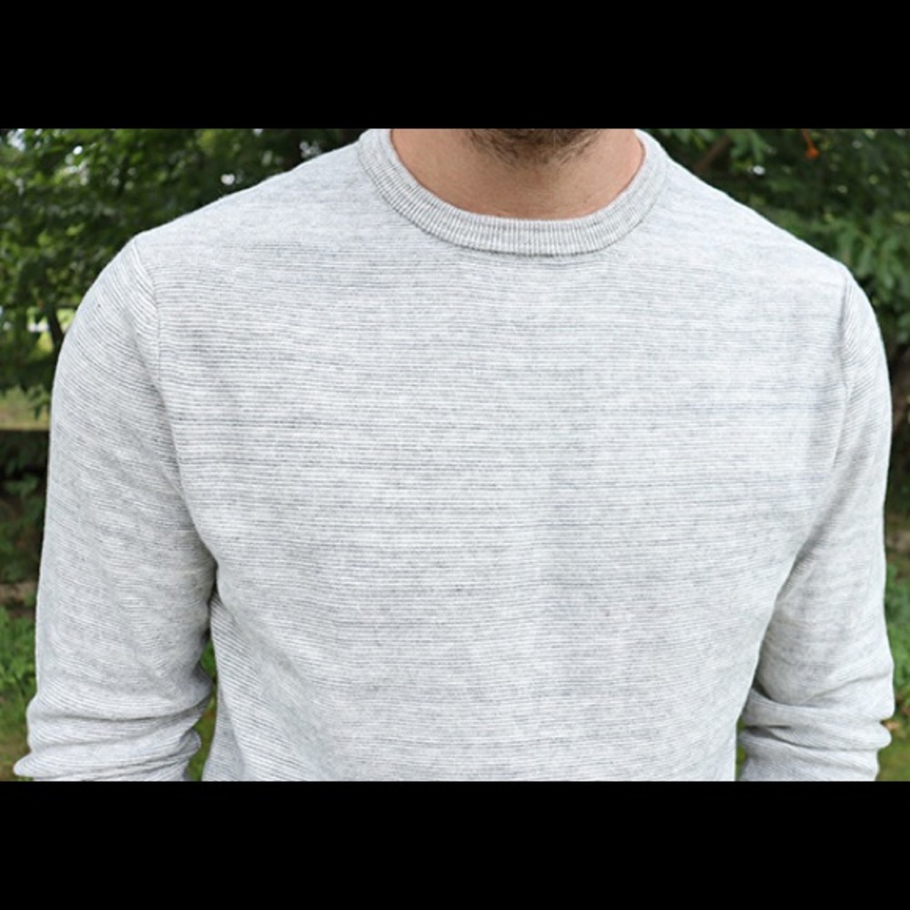 Light gray micro striped goodfellow and co sweater